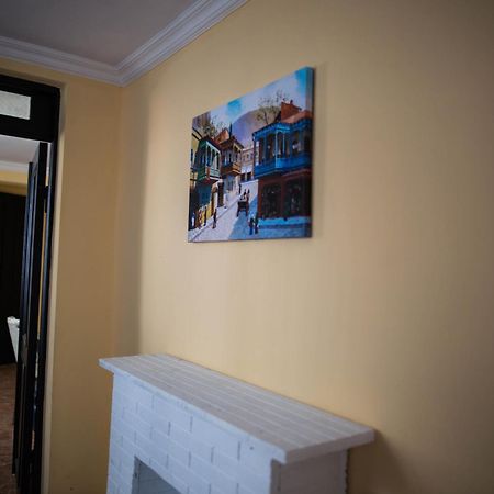 Central Apart-Hotel バトゥーミ 部屋 写真